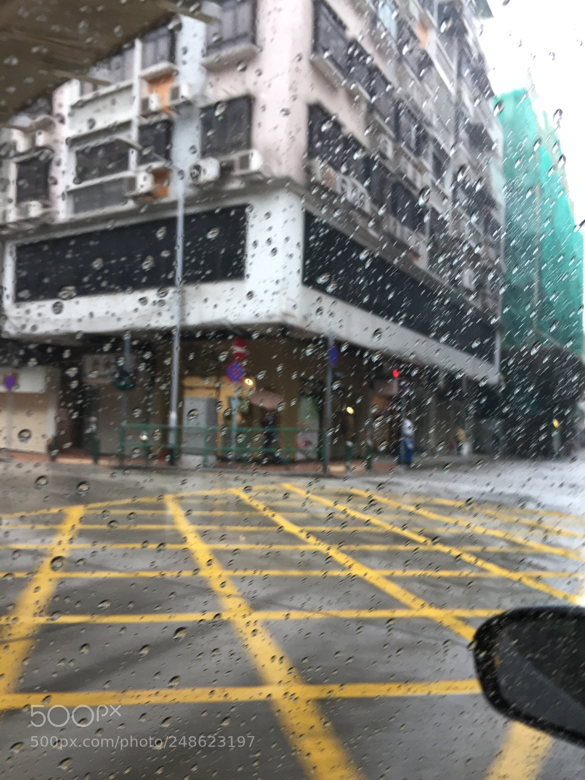 Apple iPhone 6 sample photo. Rain photography