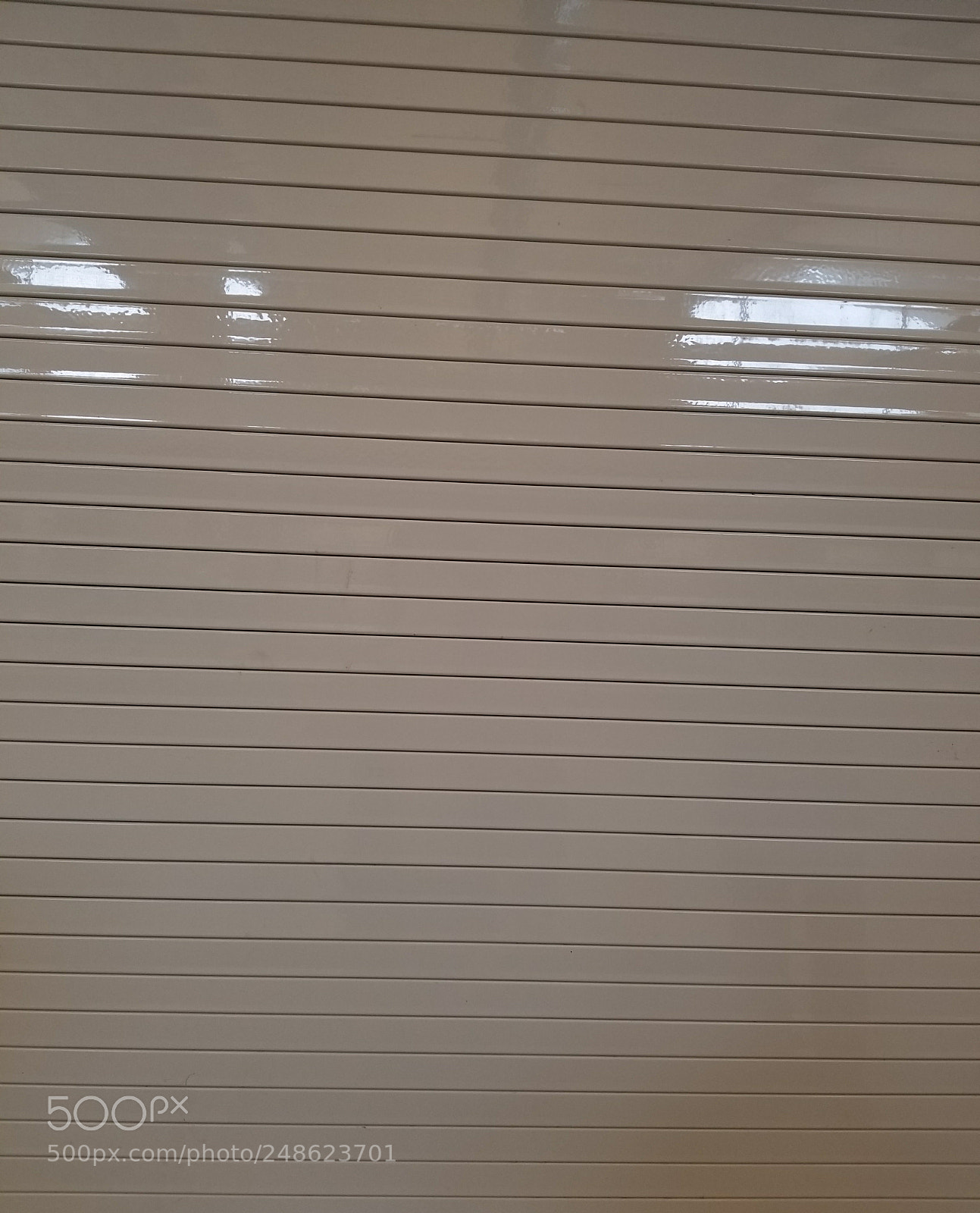 Samsung Galaxy S8 sample photo. Horizontal lines photography