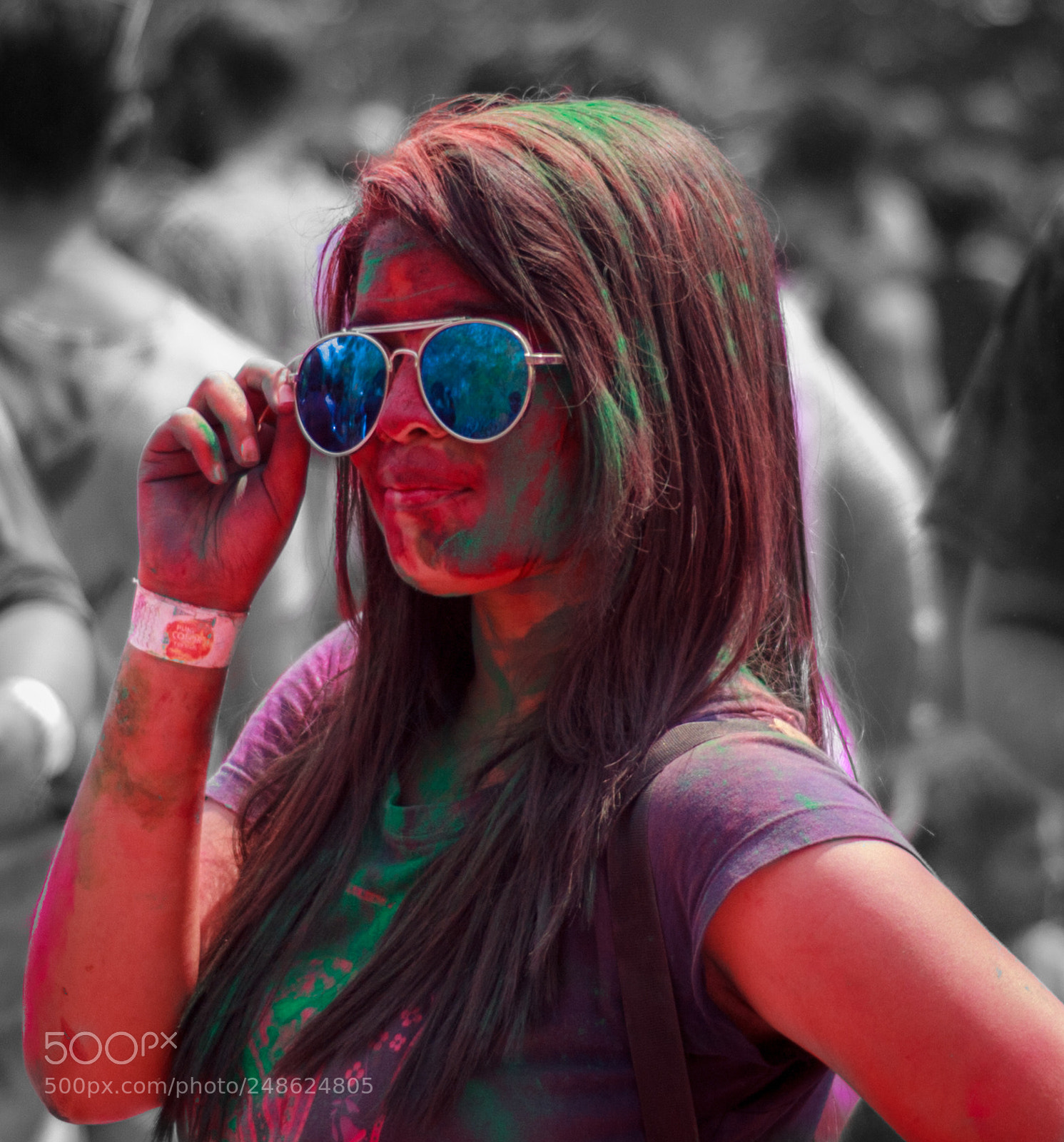 Canon EOS 600D (Rebel EOS T3i / EOS Kiss X5) sample photo. Stylish pose in midst photography