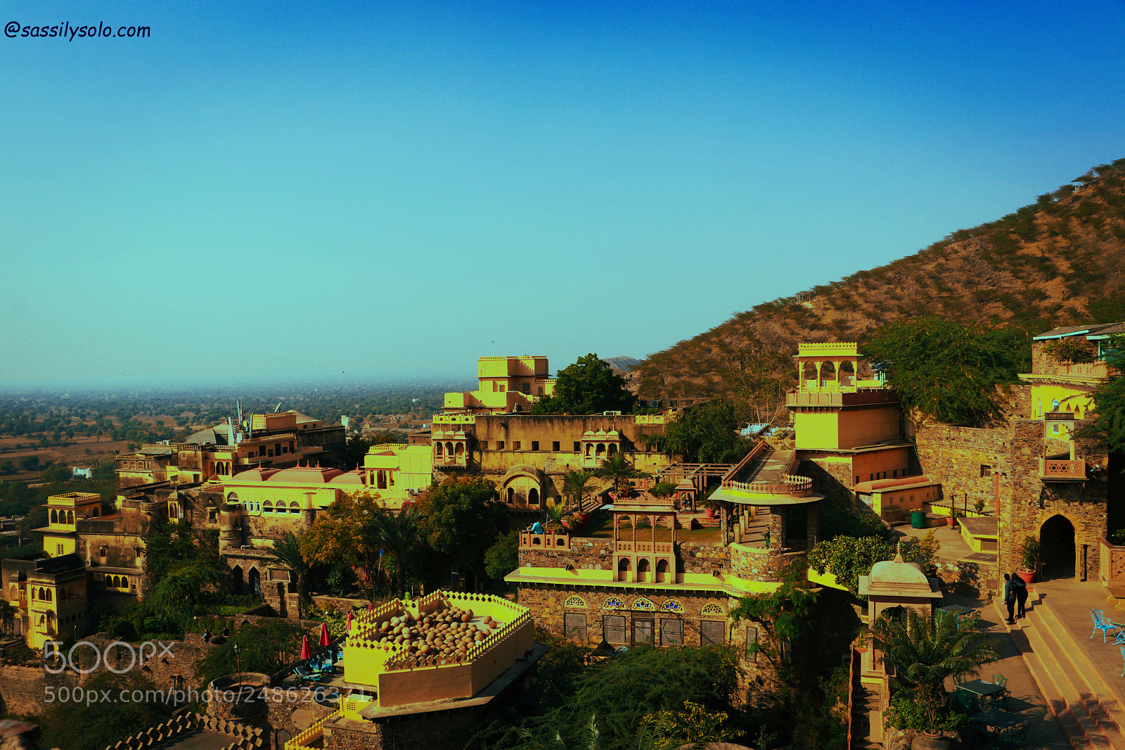 Canon EOS 80D sample photo. Neemrana fort palace photography