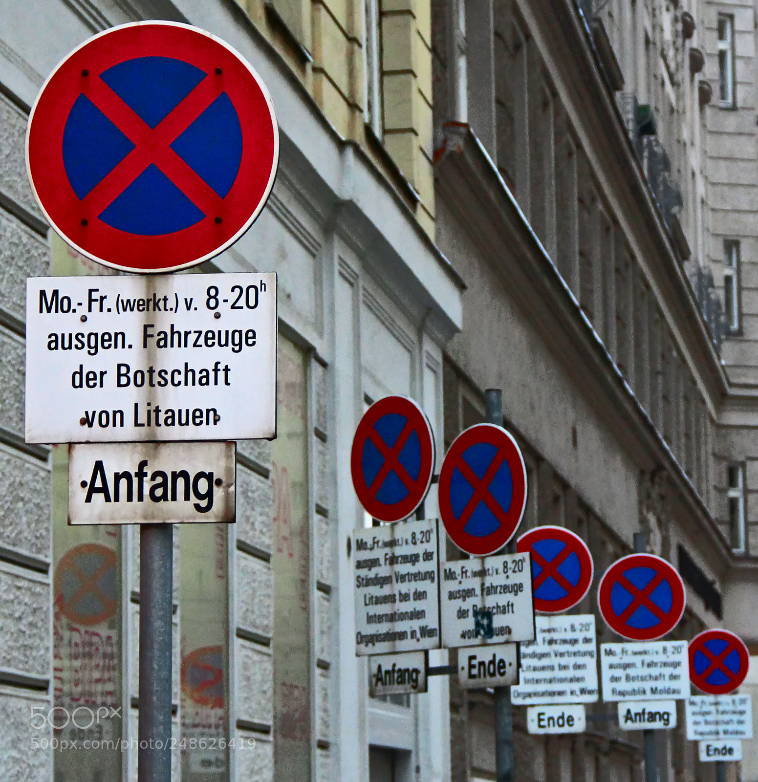 Canon EOS 60D sample photo. No parking photography