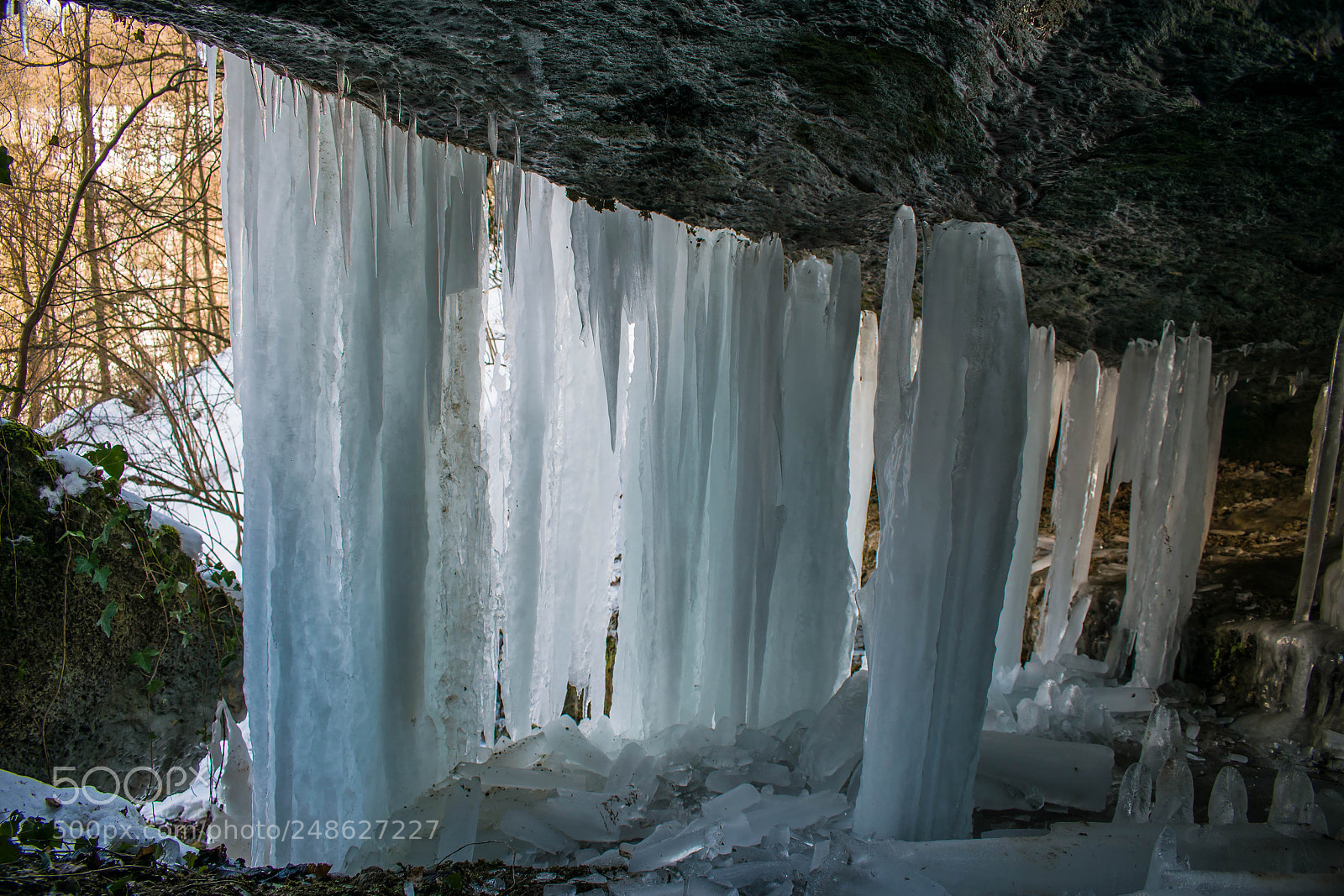 Nikon D5300 sample photo. Behind the ice photography