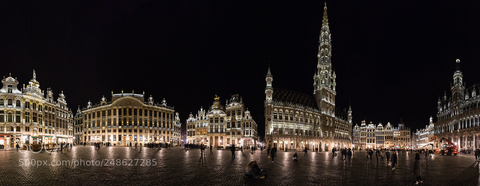 Canon EOS 6D Mark II sample photo. Grande place de bruxelles photography