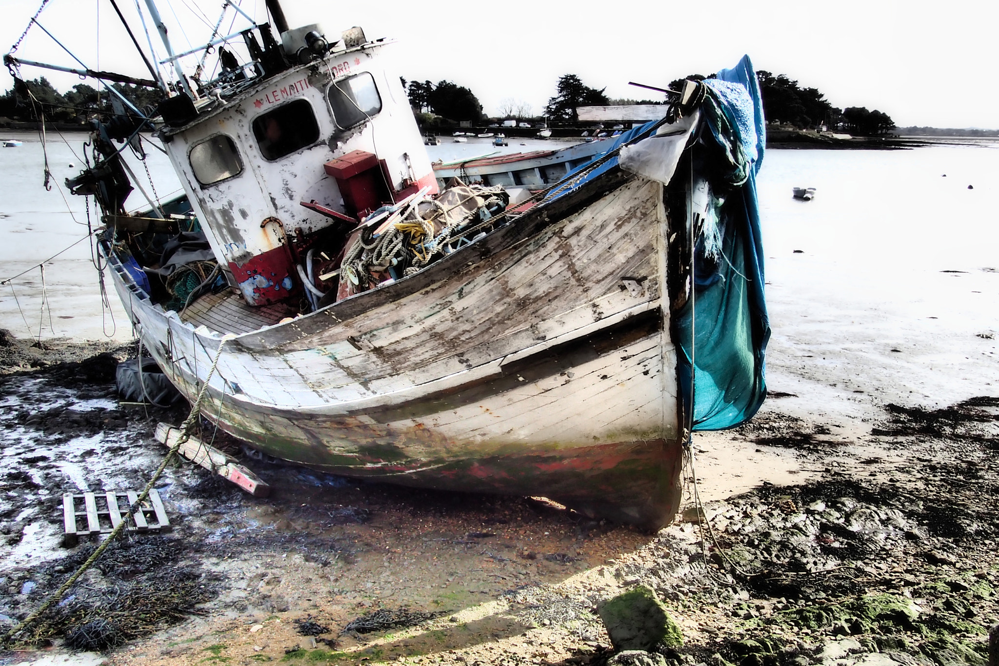 Olympus TG-3 sample photo. Beached fishing boat photography