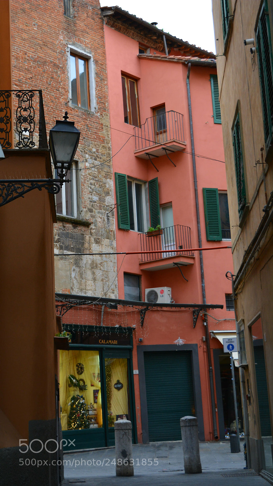 Nikon D5200 sample photo. Borgo stretto, pisa. photography