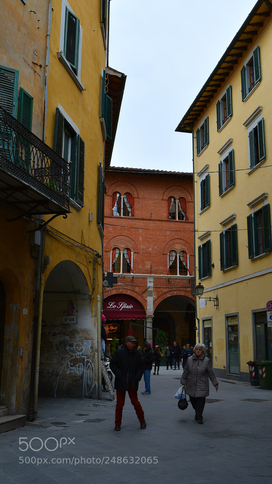 Nikon D5200 sample photo. Borgo stretto, pisa. photography