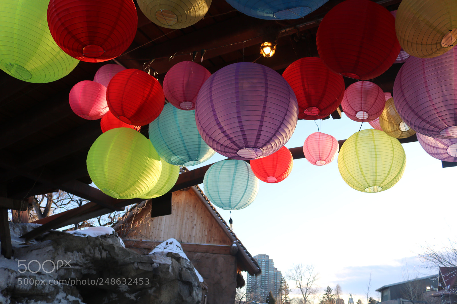 Canon EOS 750D (EOS Rebel T6i / EOS Kiss X8i) sample photo. Colors photography