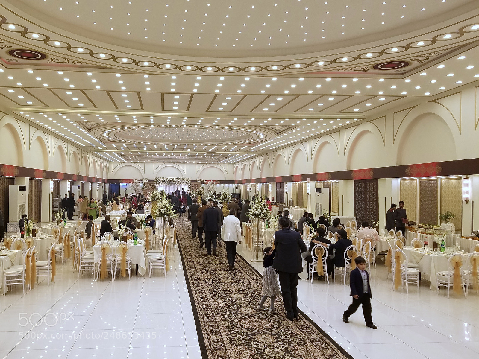 Samsung Galaxy S7 Edge sample photo. Pakistani wedding hall :) photography