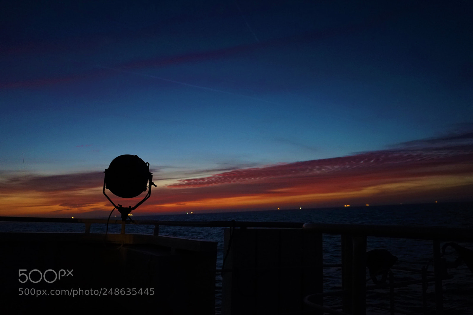 Sony a7 sample photo. Sun set at sea photography