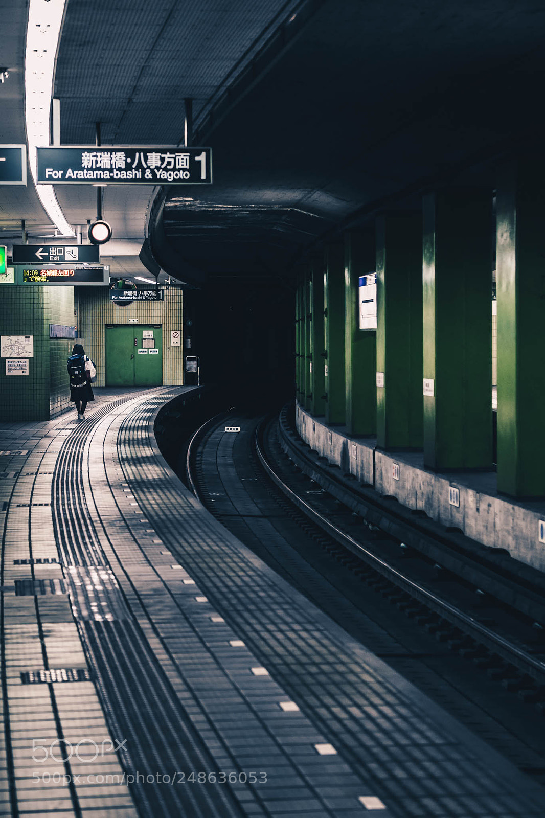 Fujifilm X-T2 sample photo. The waiting photography