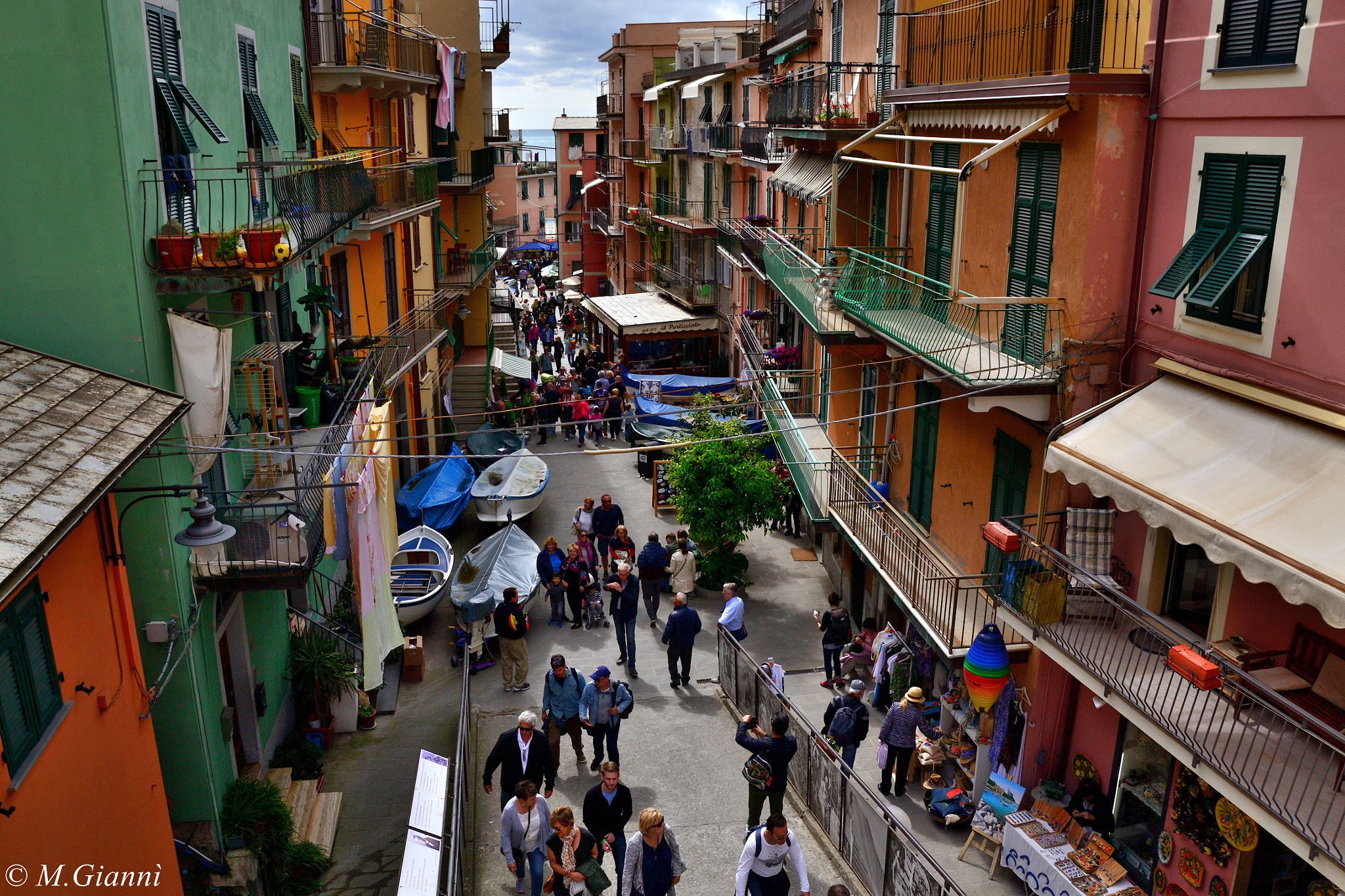 Nikon D3100 sample photo. Street of manarola photography