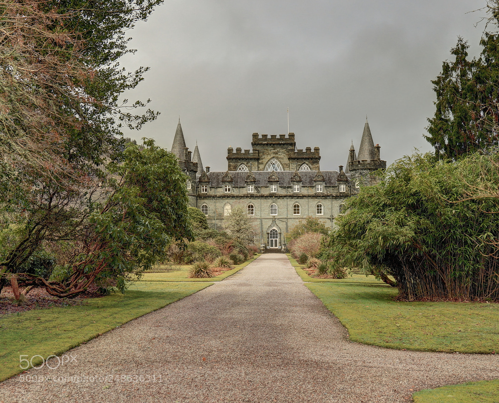 Canon EF 24-70mm F4L IS USM sample photo. Inveraray castle photography