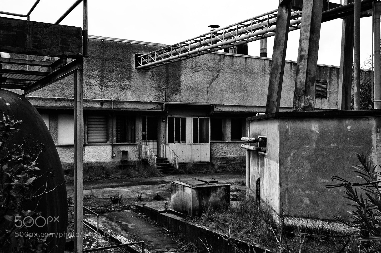 Nikon D3200 sample photo. La fabbrica dei veleni photography