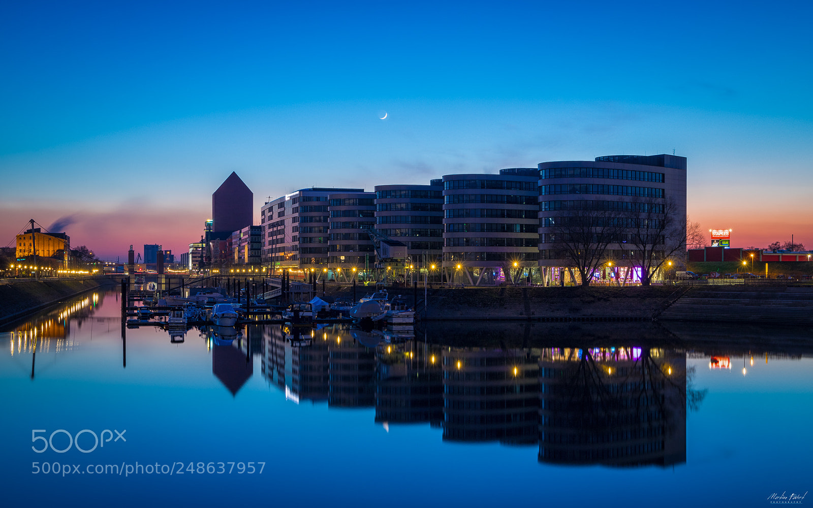 Canon EOS 6D Mark II sample photo. Duisburg innenhafen photography