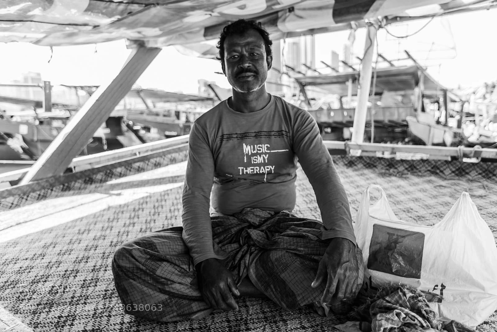 Canon EOS 6D Mark II sample photo. Dhow fisherman photography