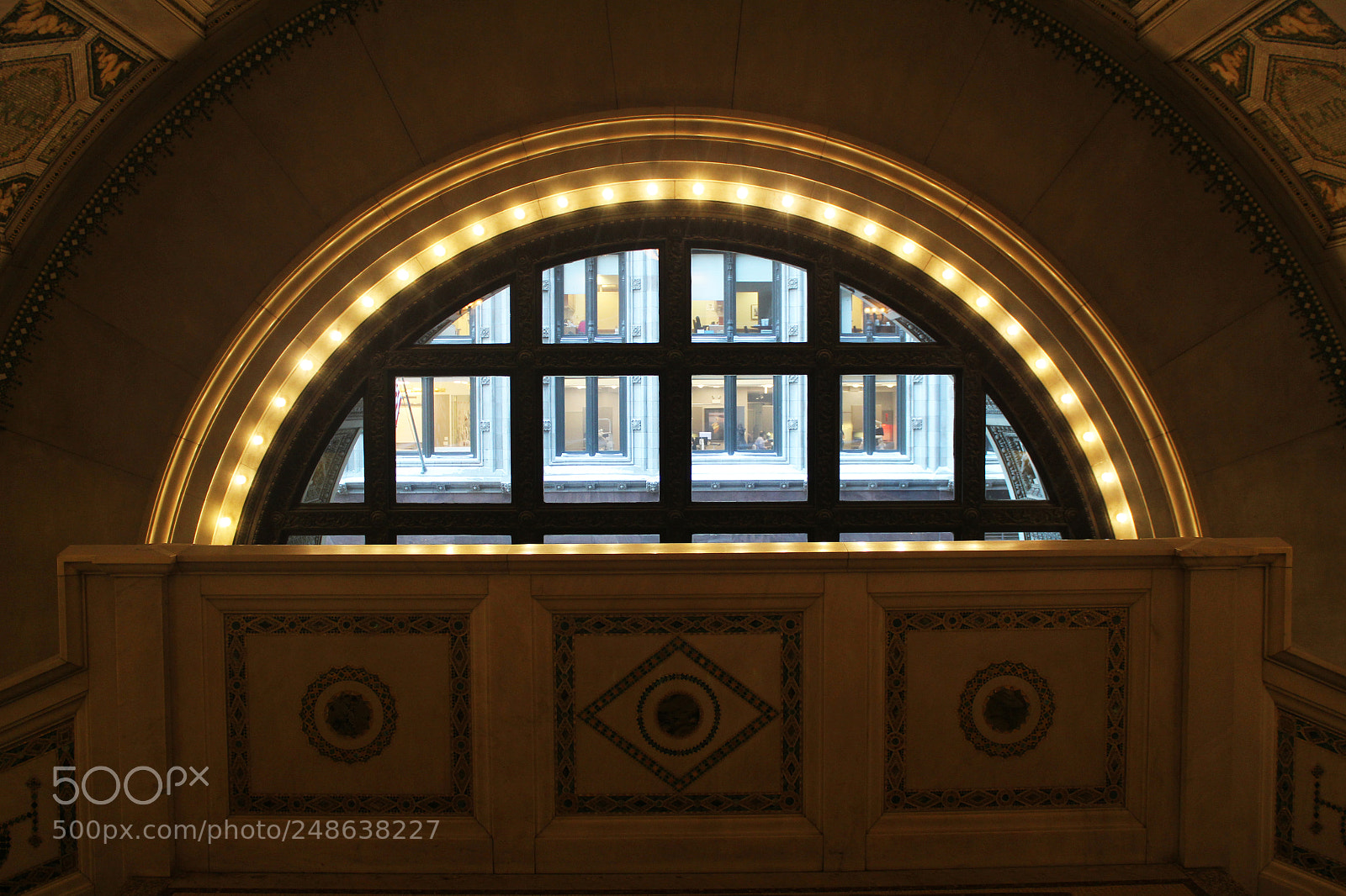 Canon EOS 1300D (EOS Rebel T6 / EOS Kiss X80) sample photo. Chicago cultural center, interior. photography
