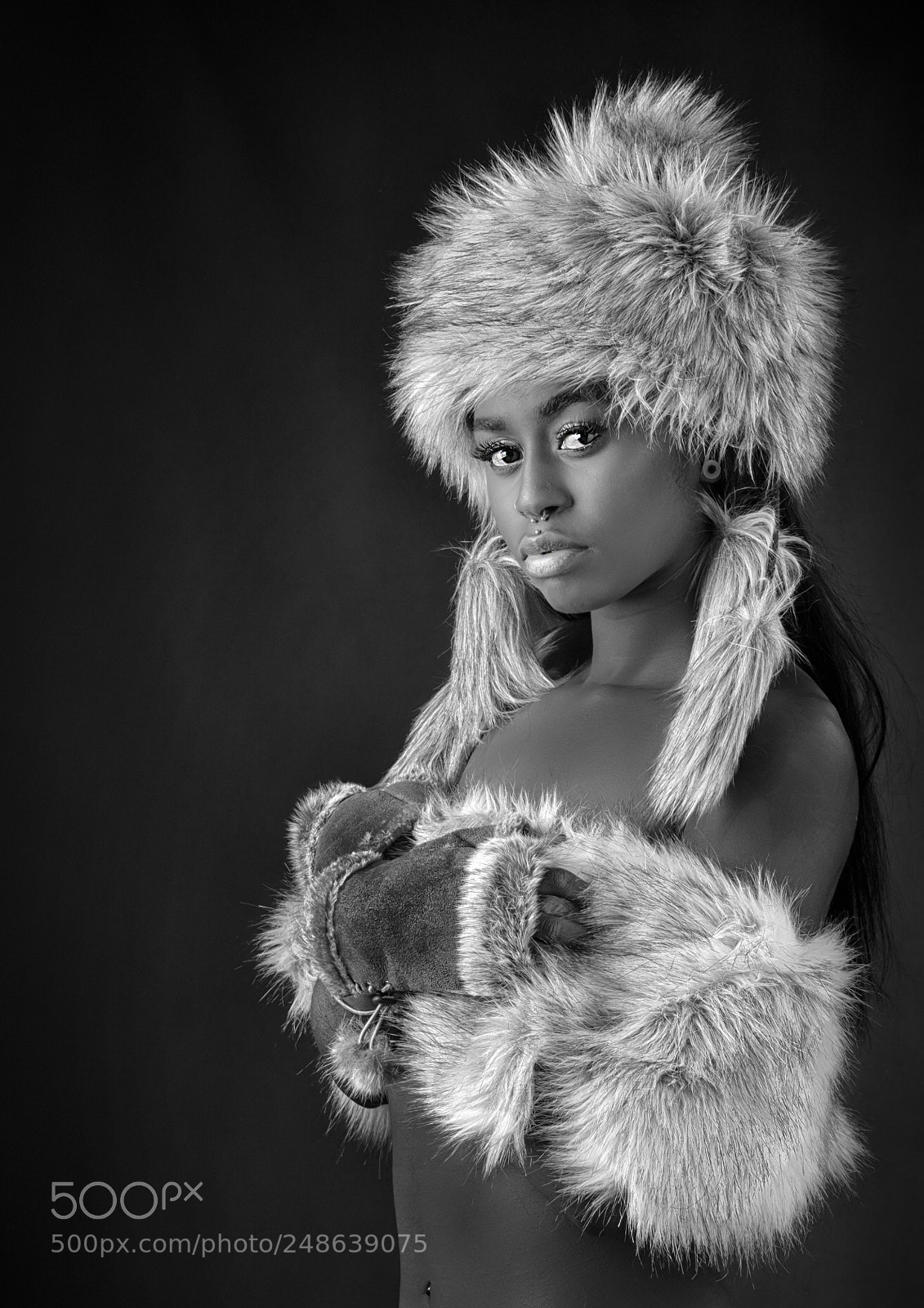Nikon D7100 sample photo. Jessica in fur photography