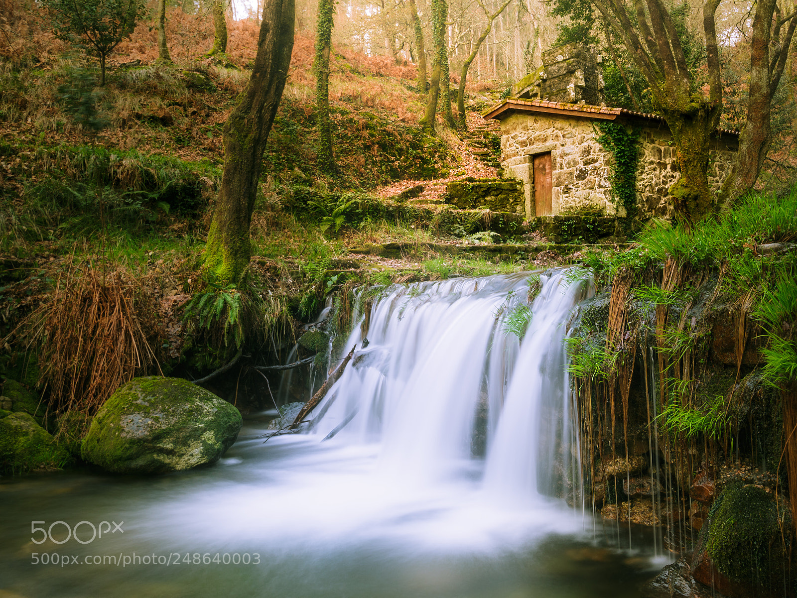 Canon EOS 700D (EOS Rebel T5i / EOS Kiss X7i) sample photo. Waterfall and old watermill photography