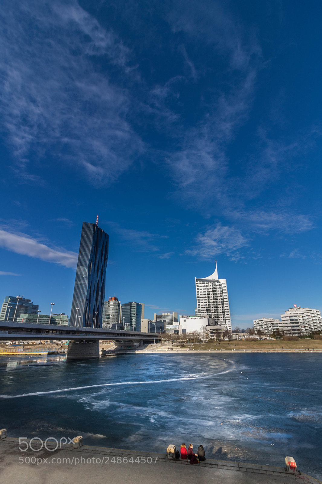 Canon EOS 750D (EOS Rebel T6i / EOS Kiss X8i) sample photo. The melting ice of photography
