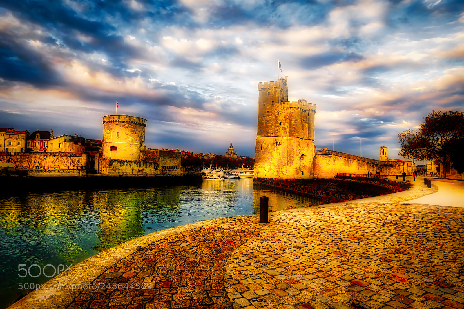 Fujifilm X-Pro1 sample photo. La rochelle photography