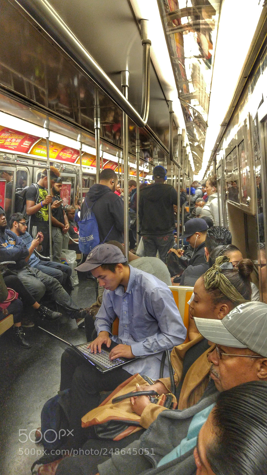 LG G4 sample photo. Train ride photography