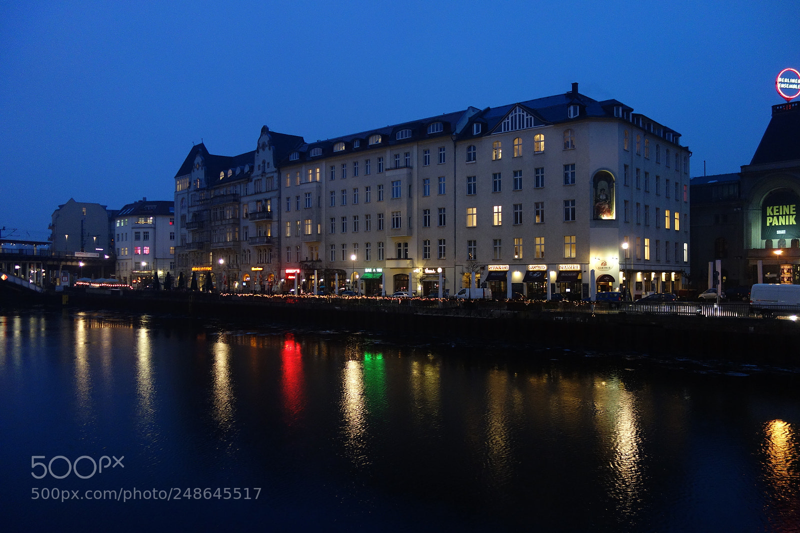 Sony Cyber-shot DSC-RX100 sample photo. Friedrichstrasse area photography