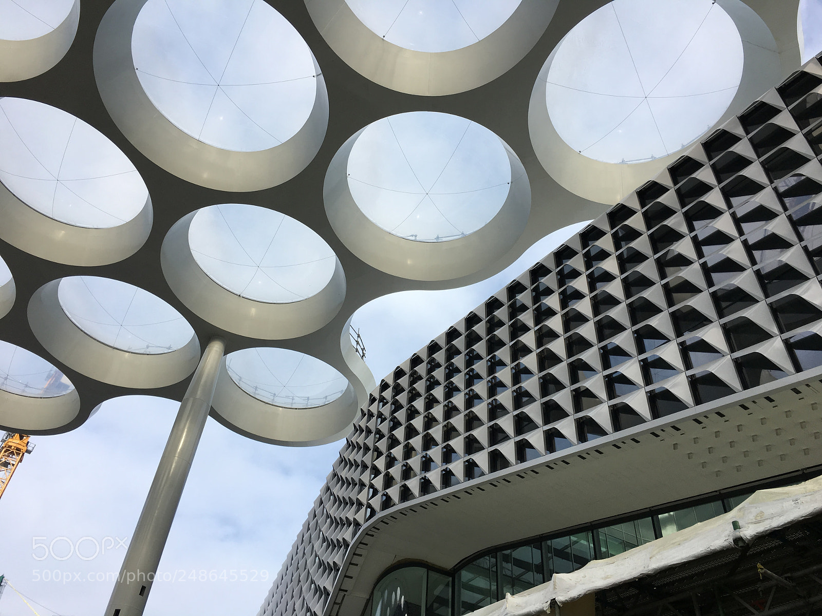 Apple iPhone 6s sample photo. Utrecht central station. new photography