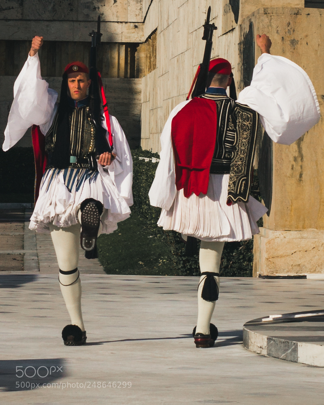 Canon EOS 1300D (EOS Rebel T6 / EOS Kiss X80) sample photo. Greek soldiers photography