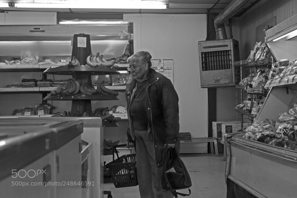 Canon EOS 550D (EOS Rebel T2i / EOS Kiss X4) sample photo. Grocery photography