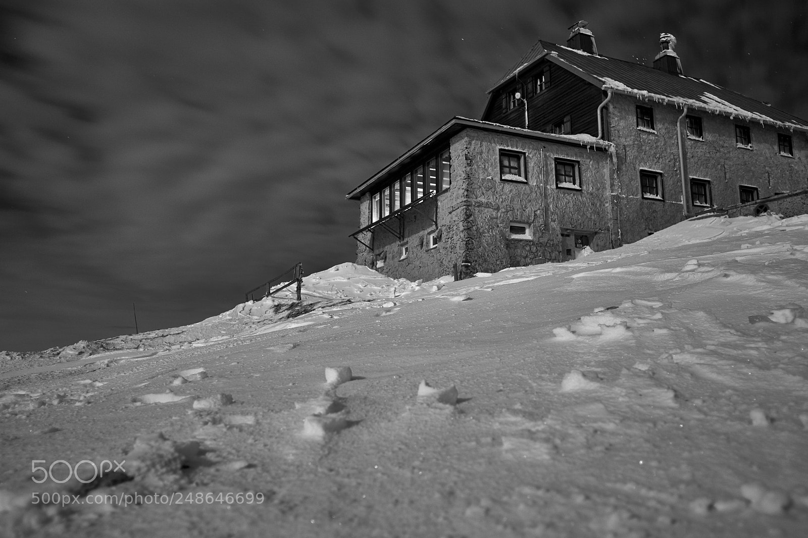 Sony a6000 sample photo. Schneealpenhaus photography