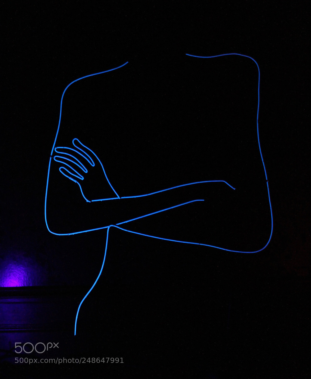 Canon EOS 600D (Rebel EOS T3i / EOS Kiss X5) sample photo. Light installation photography