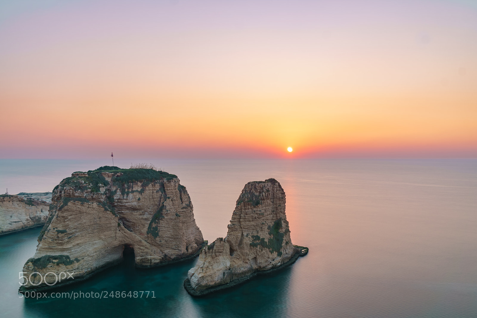 Sony a6000 sample photo. Magical sunset on raouche photography