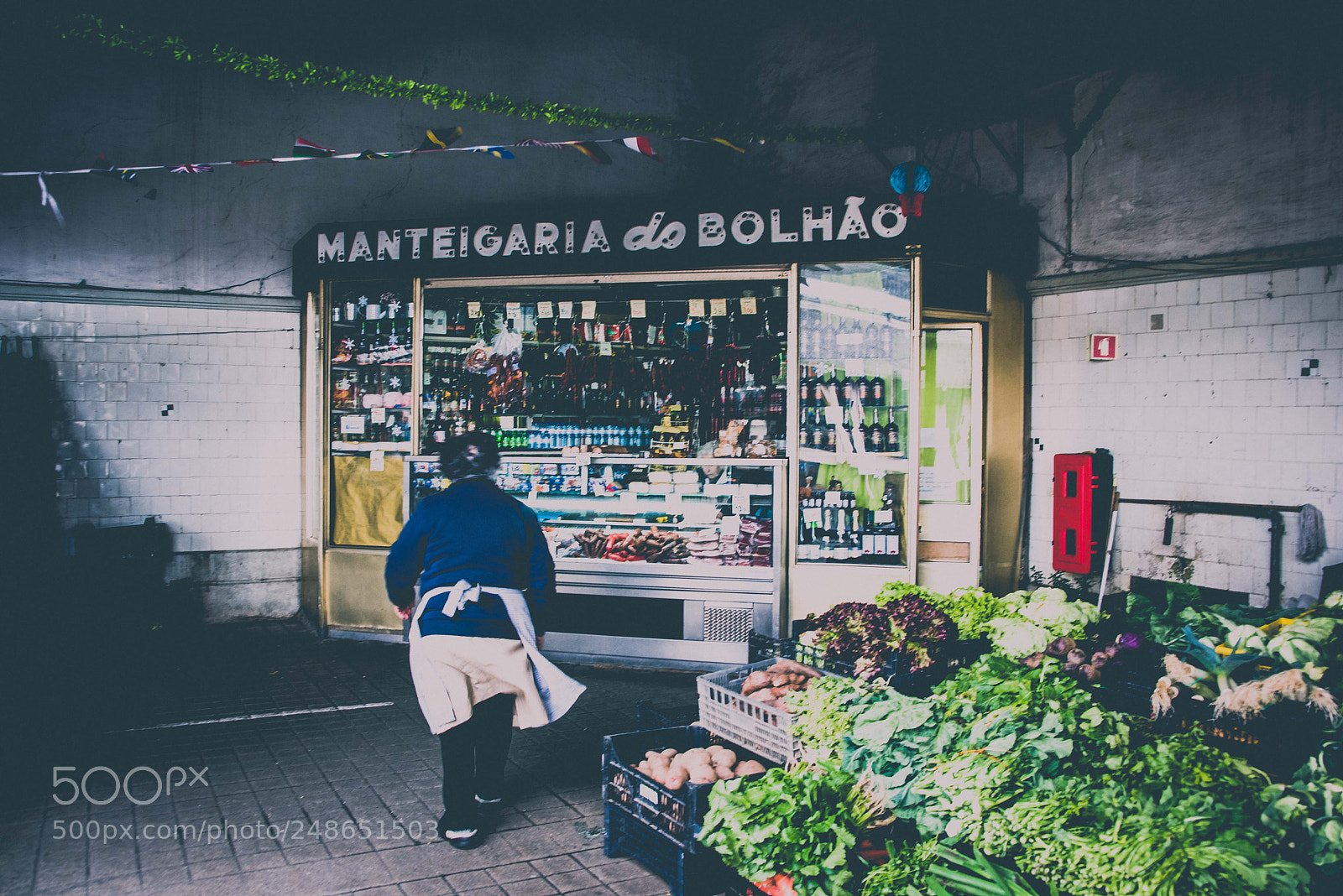 Nikon D810 sample photo. Market restaurant photography