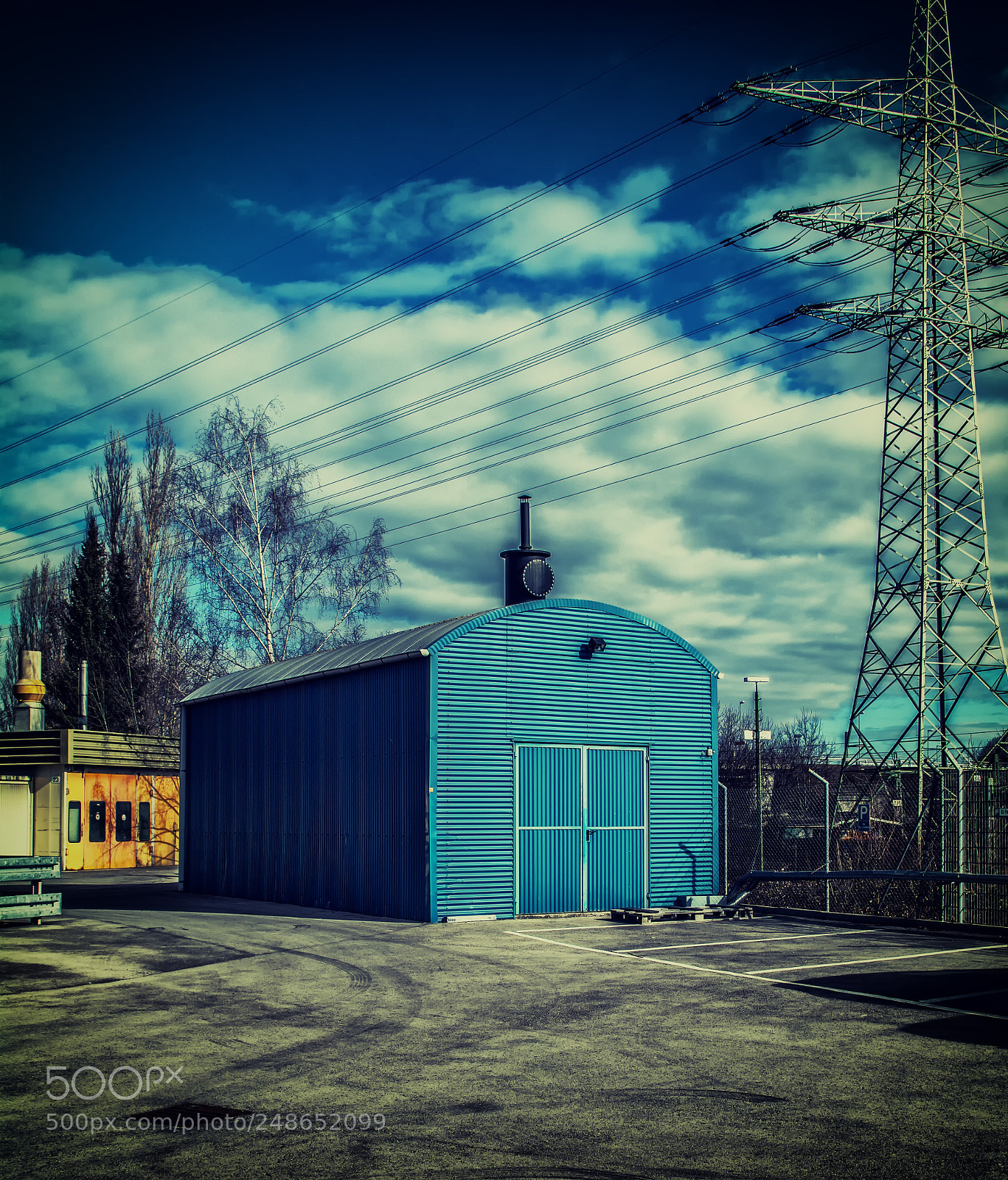 Nikon D7100 sample photo. Blue garage photography