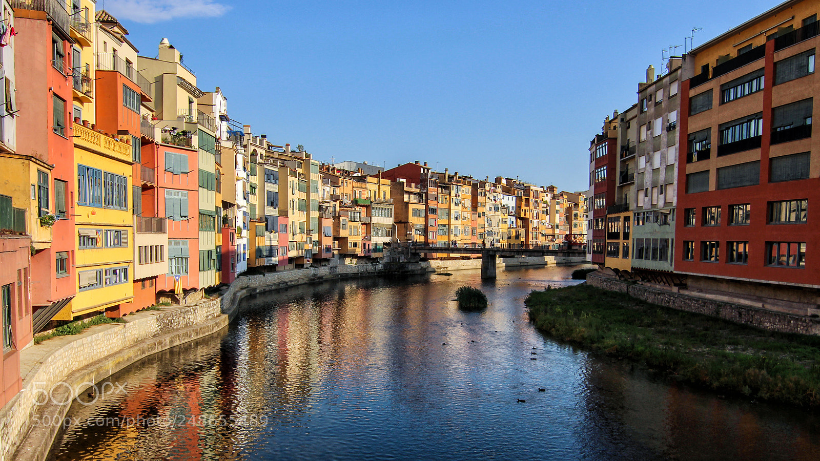 Canon EOS 700D (EOS Rebel T5i / EOS Kiss X7i) sample photo. Girona waterfront photography