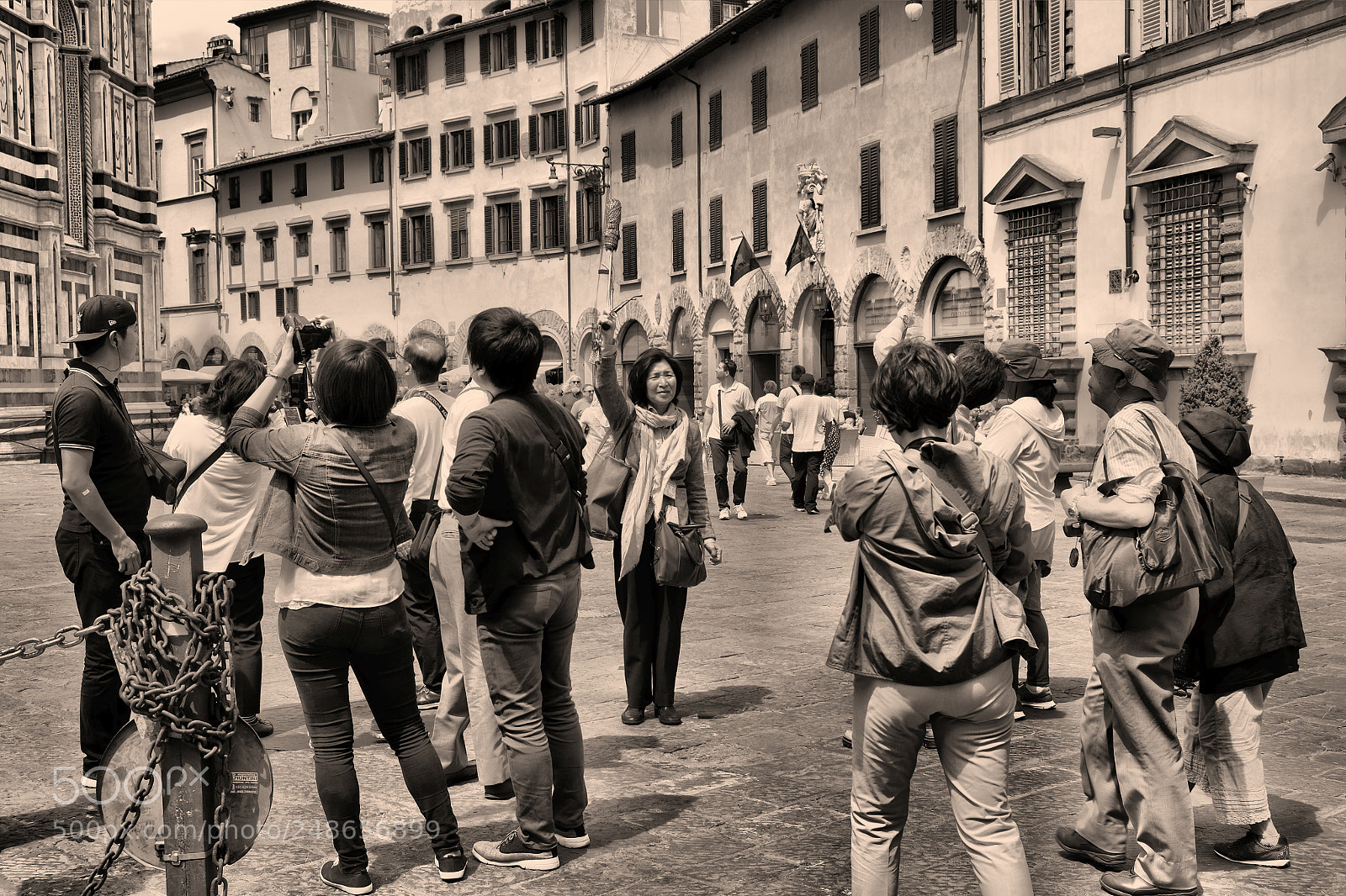 Fujifilm X-T1 sample photo. Tourists in florence photography