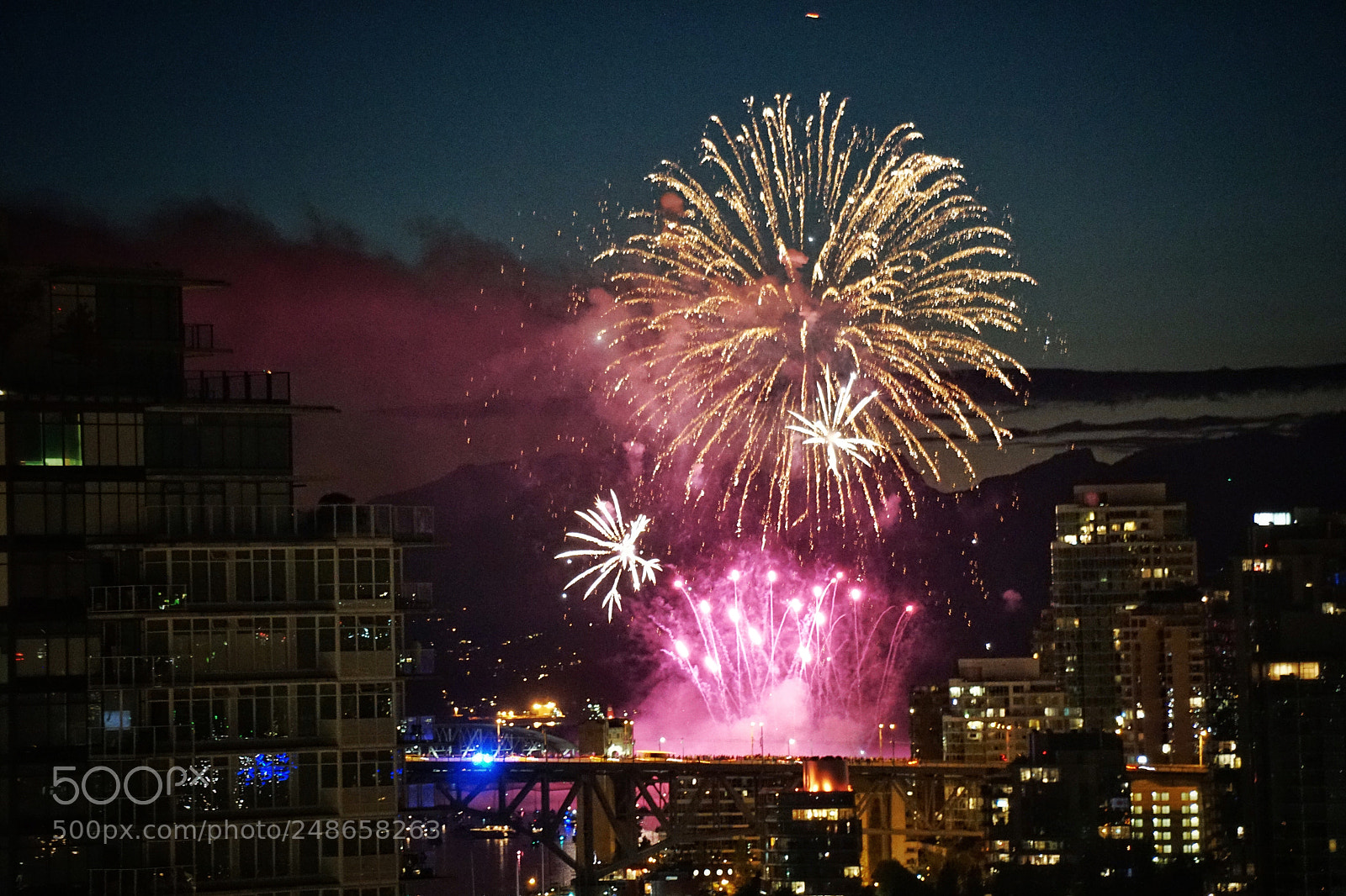 Sony a6000 sample photo. Light up the sky photography