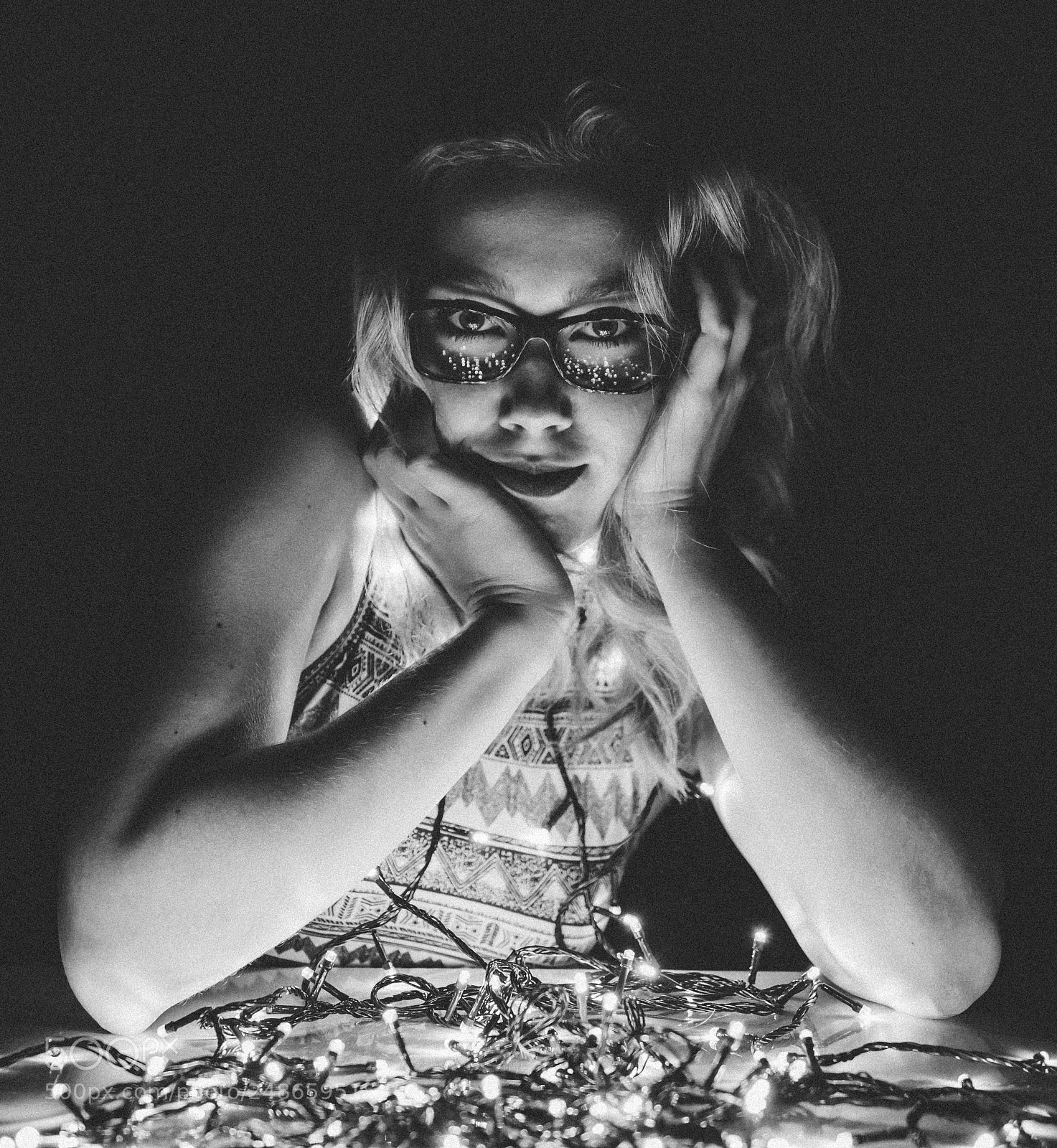 Canon EOS 7D Mark II sample photo. Girl in the darkness photography