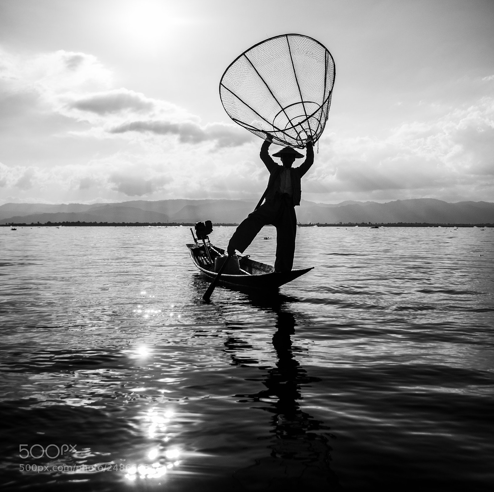 Nikon D800 sample photo. Fisherman at inle lake. photography