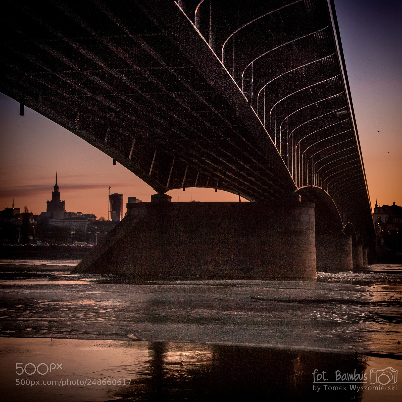 Olympus E-3 sample photo. Under the bridge photography