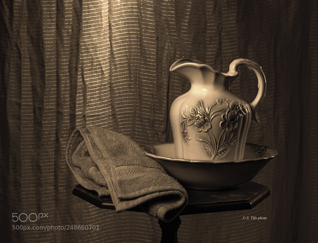 Canon EOS 7D sample photo. The chamber vase photography