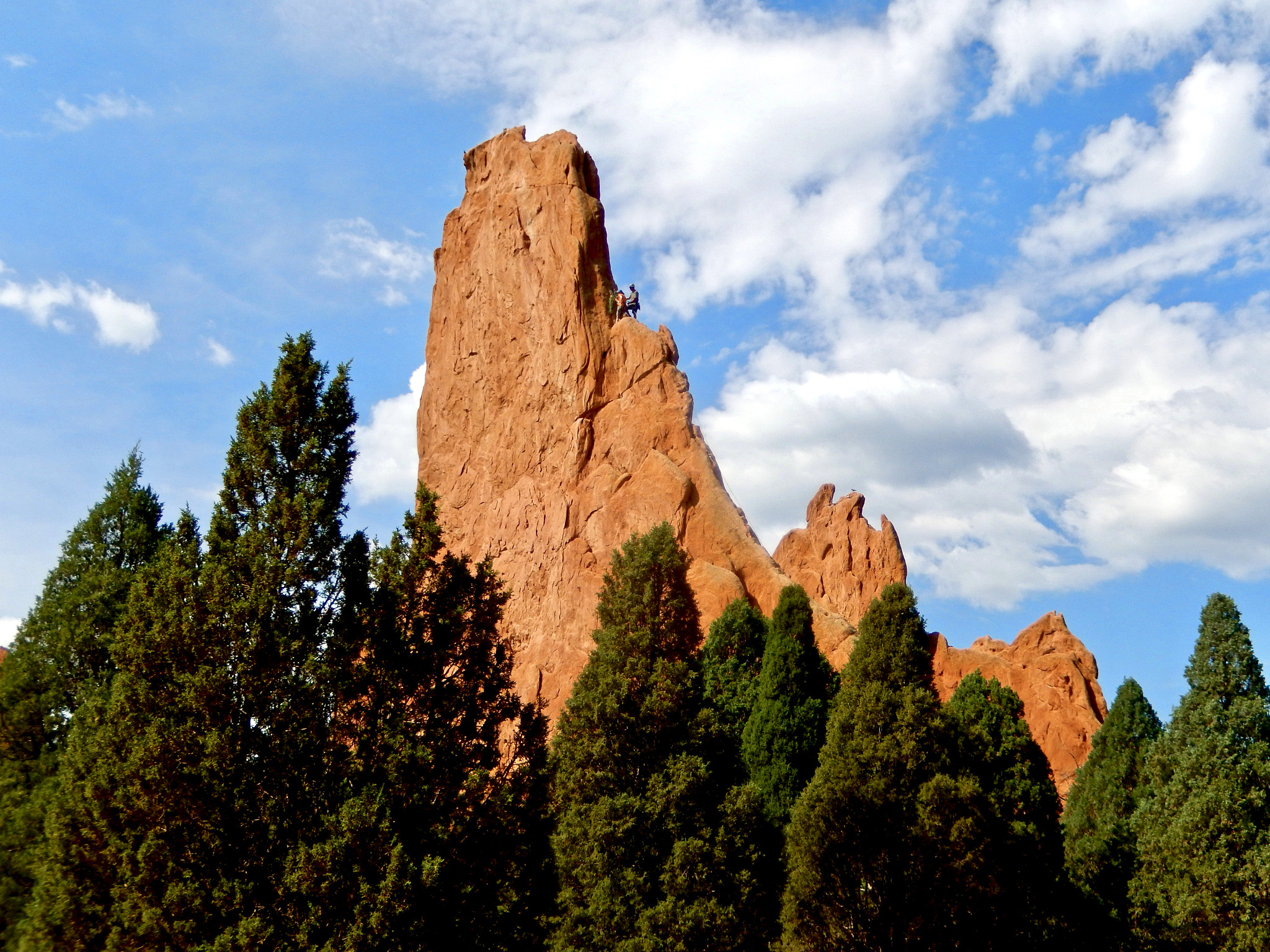 Nikon Coolpix S9500 sample photo. Garden of the gods 2 photography