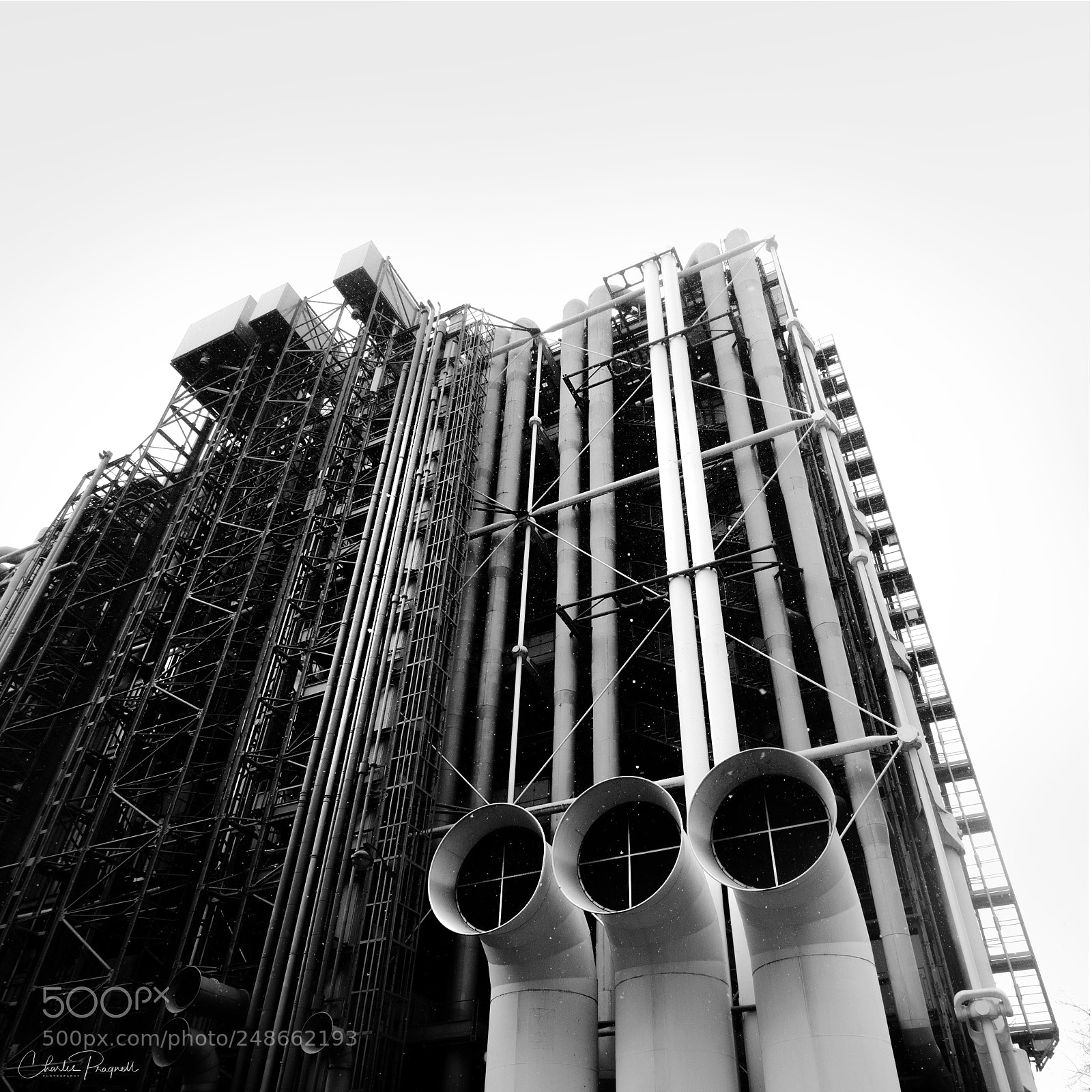 Olympus OM-D E-M5 II sample photo. The pompidou centre. post photography