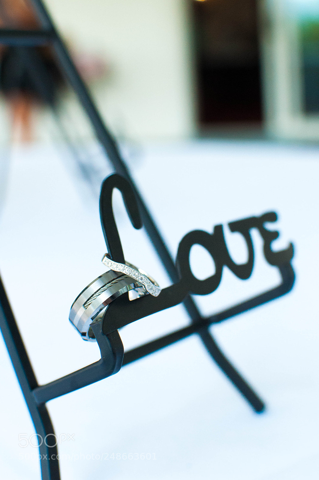 Nikon D5000 sample photo. Rings of love photography