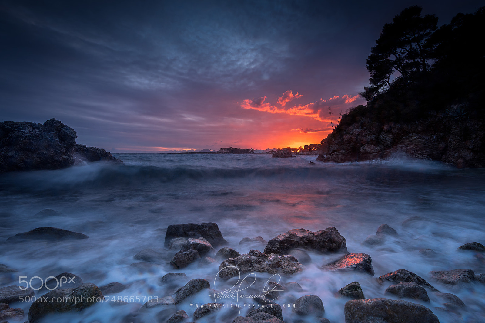 Nikon D810 sample photo. Cap d'antibes on fire photography