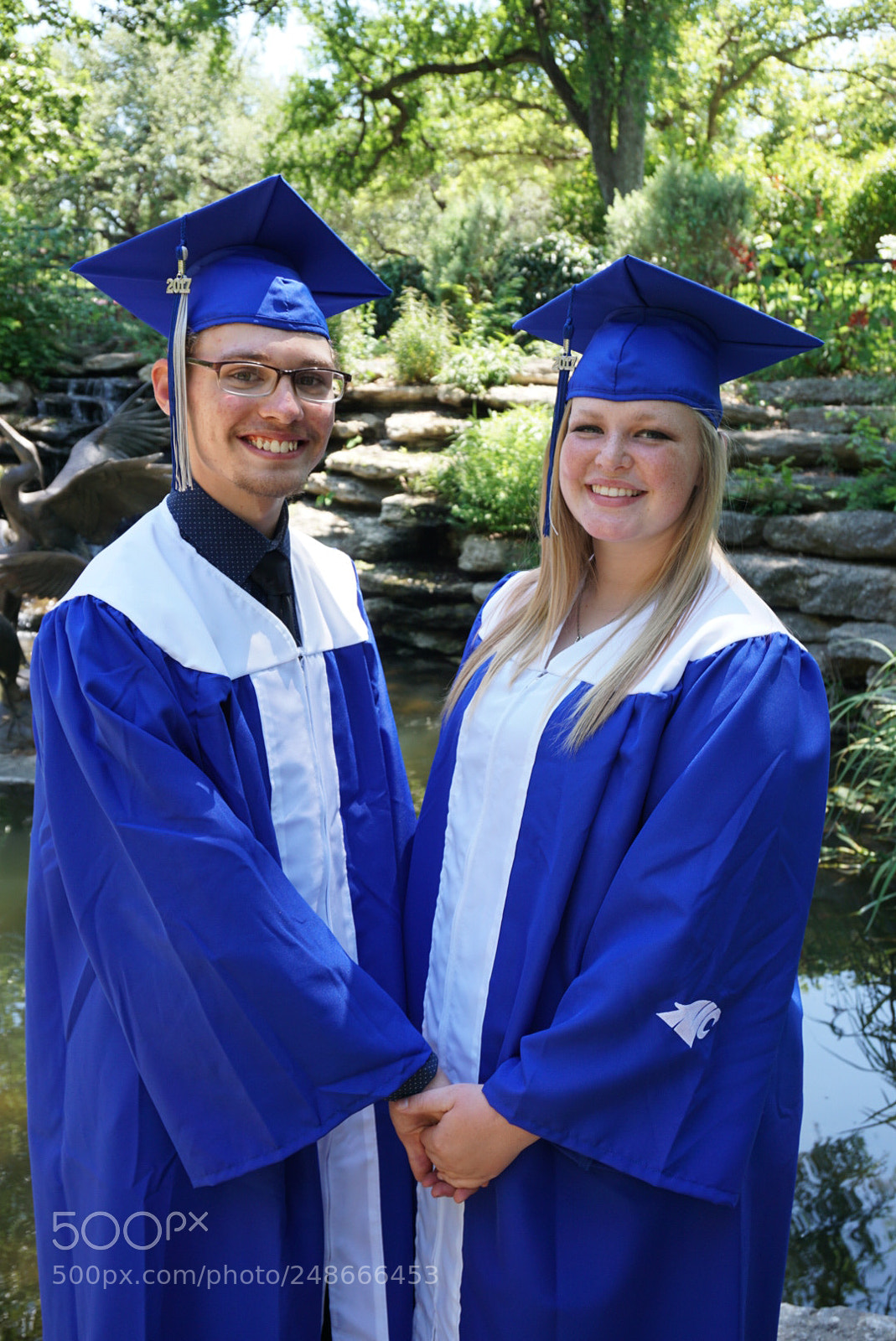 Sony a6000 sample photo. Couple graduates together photography
