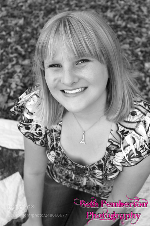 Canon EOS 1100D (EOS Rebel T3 / EOS Kiss X50) sample photo. Cheeky smile photography