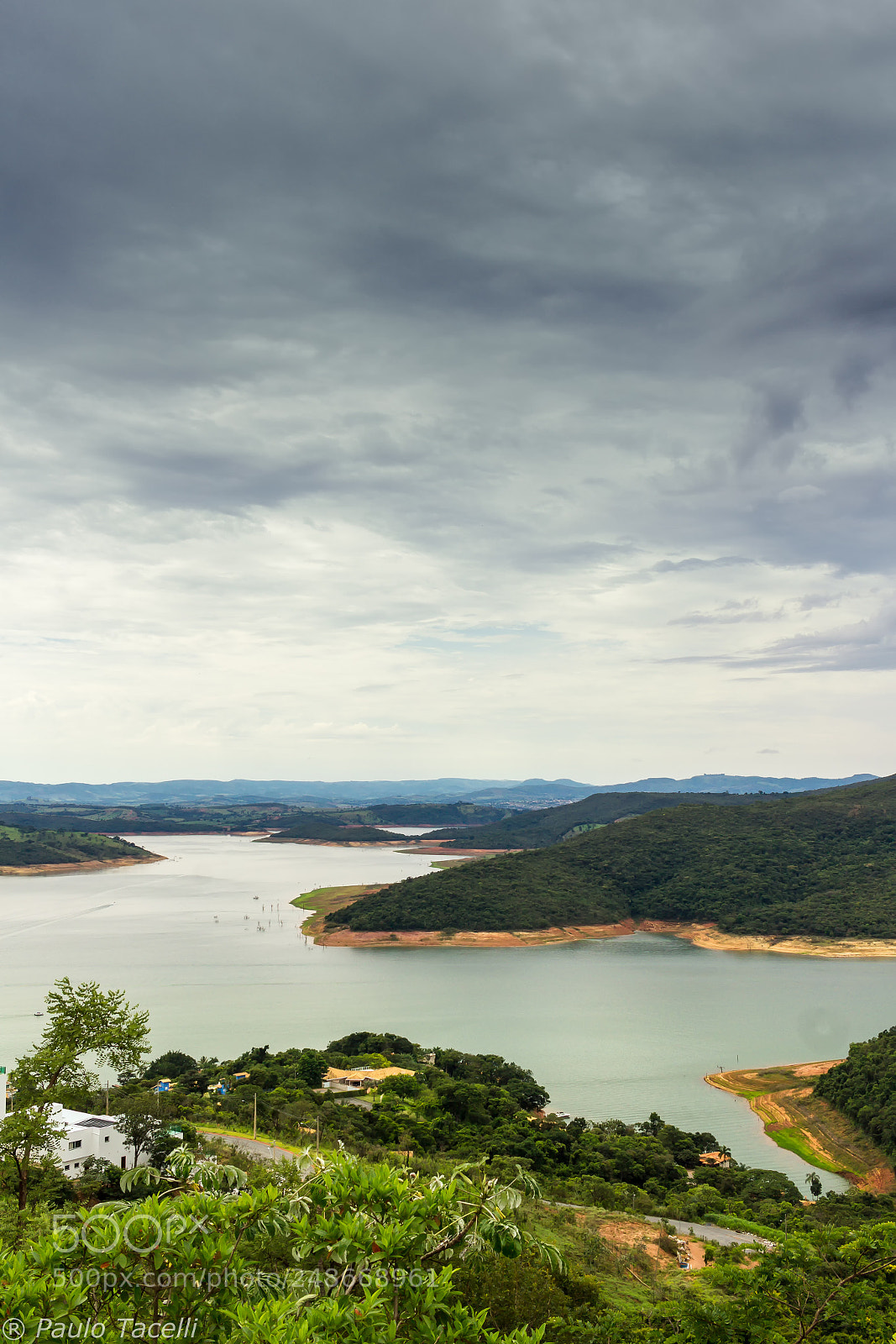 Canon EOS 1200D (EOS Rebel T5 / EOS Kiss X70 / EOS Hi) sample photo. Escarpas do lago photography