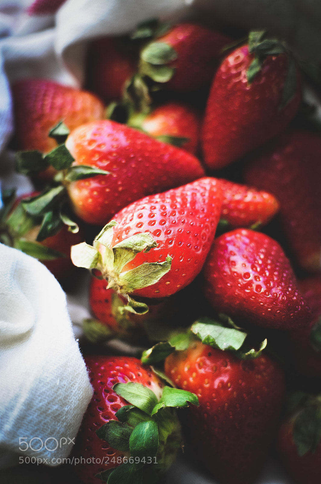 Nikon D90 sample photo. Strawberry photography