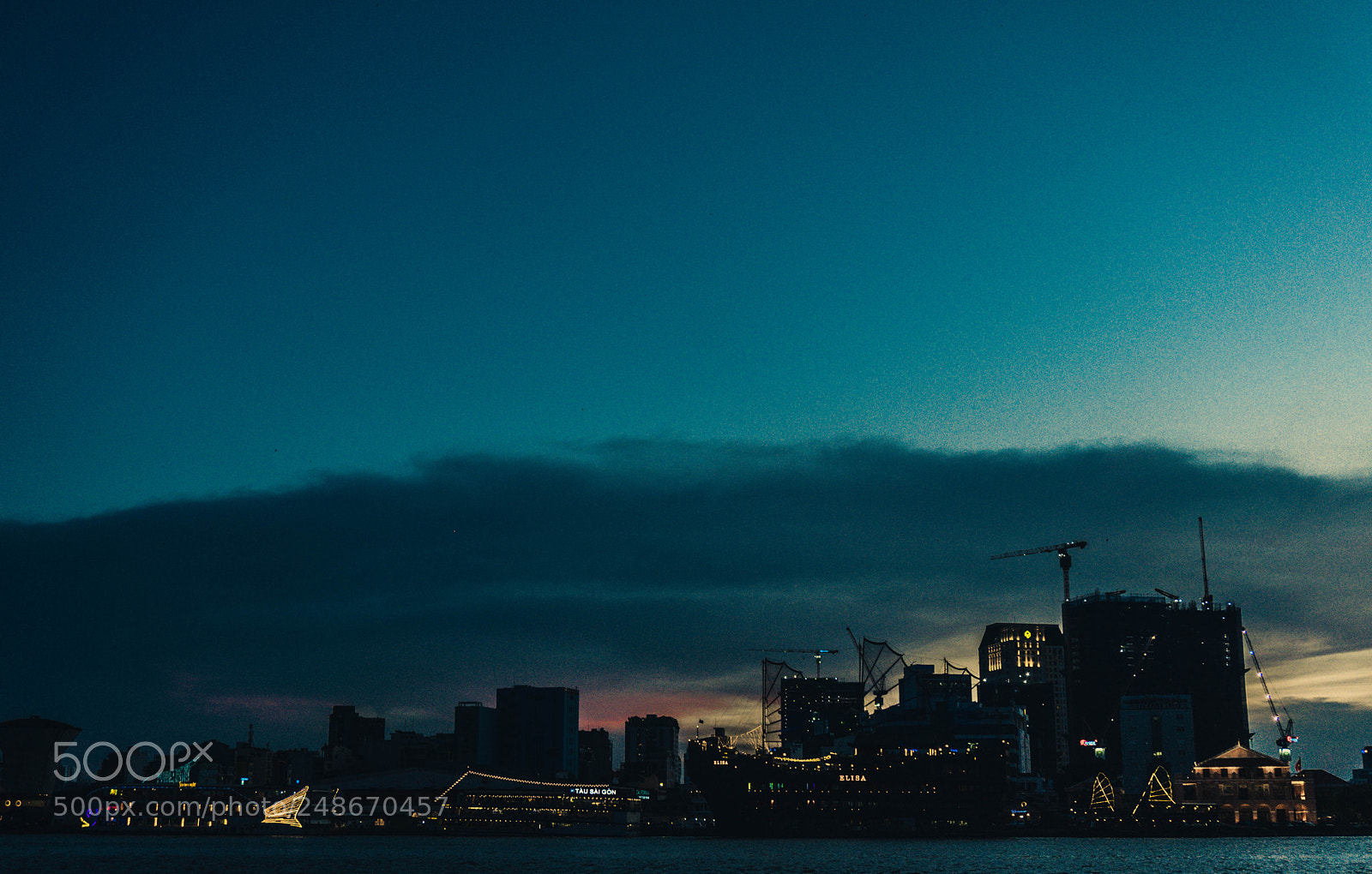 Sony a6300 sample photo. Ho chi minh sunset photography